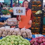 “KADINA-ŞİDDETE-SON”-DİYEREK-MOR-BALON-DAĞITTILAR…-(1)