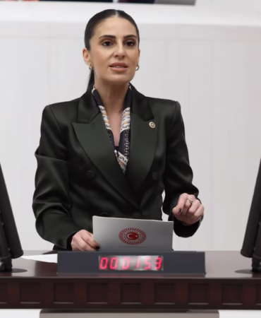 Özcan’dan-Bakanlığın-taşınmaz-satışlarına-sert-tepki