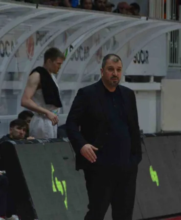 aliaga-petkimsporda-burak-goren-donemi-sona-erdi-ktcrv3i3.jpg