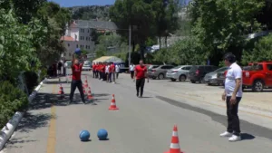 itfaiyecilere-kondisyon-icin-spor-parkuru-testi-eldsIh3f.jpg