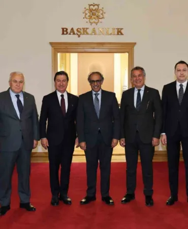 kuveyt-buyukelcisi-al-adwani-baskan-arasla-gorustu-Jz8StgB3.jpg