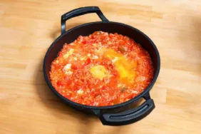 menemen-yemegi-artik-resmen-menemene-ait-upper-tr-bn8DHVfu.jpg