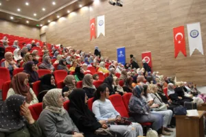 muglada-fitratin-korunmasi-ve-aile-konulu-konferans-gerceklestirildi-upper-tr-3JFNhZ9a.jpg