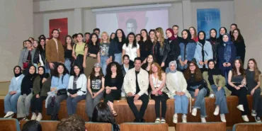 pop-muzigin-onemli-ismi-keremcem-mskulu-ogrencilerle-bulustu-df9PzmrQ.jpg
