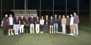 sporun-gucuyle-19-mayis-ruzgari-mskude-esti-upper-tr-LE6I4XAk.jpg