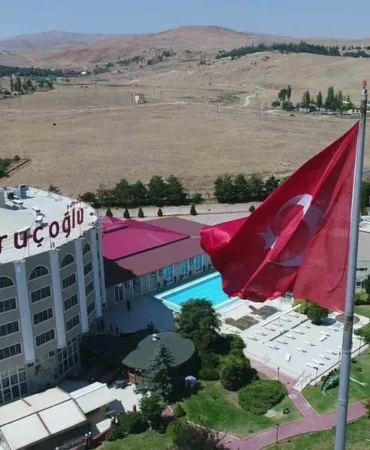 turkiyenin-ilk-5-yildizli-termal-oteline-tripadvisordan-uluslararasi-basari-odulu-upper-tr-exi9liqP.jpg