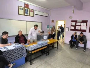 afyonkarahisarda-muhtarlik-secimi-zBcWTMDu.jpg