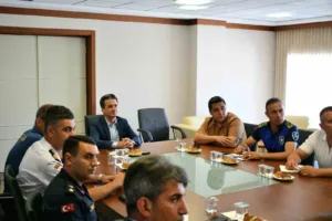 dunya-motosurf-sampiyonasi-oncesi-cesmede-koordinasyon-toplantisi-ZQJiljZ3.jpg