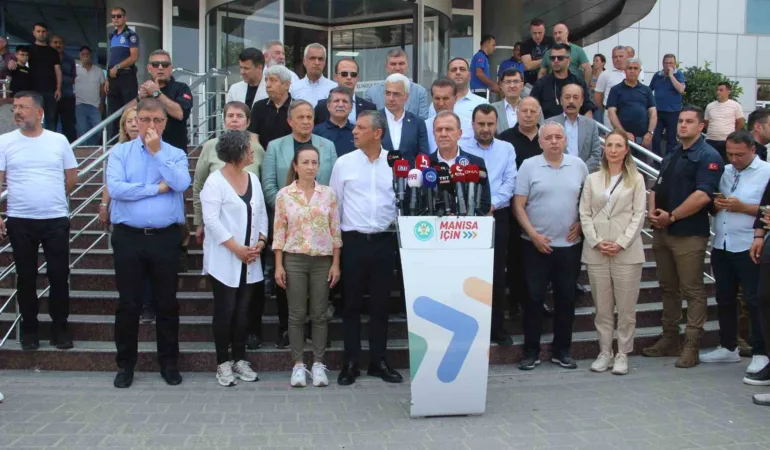 ferdi-zeyrekin-baska-bir-hastaneye-nakli-yapilmayacak-mUcCanl8.jpg