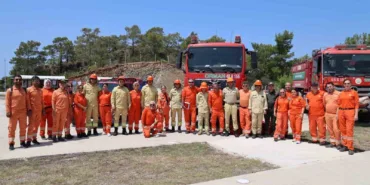 fethiyede-orman-yangini-gonulluleri-ile-toplanti-yapildi-t2ZOTCAj.jpg