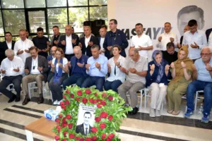 hisarciklioglu-ve-atalaydan-ozgur-ozele-taziye-ziyareti-DEAFWZ9C.jpg