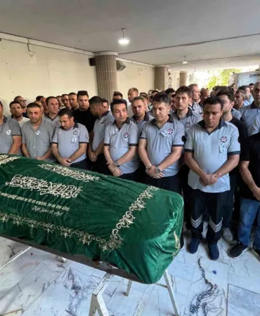 izbanda-saldiriya-ugrayan-guvenlik-gorevlisine-aci-veda-V5j3f6lH.jpg