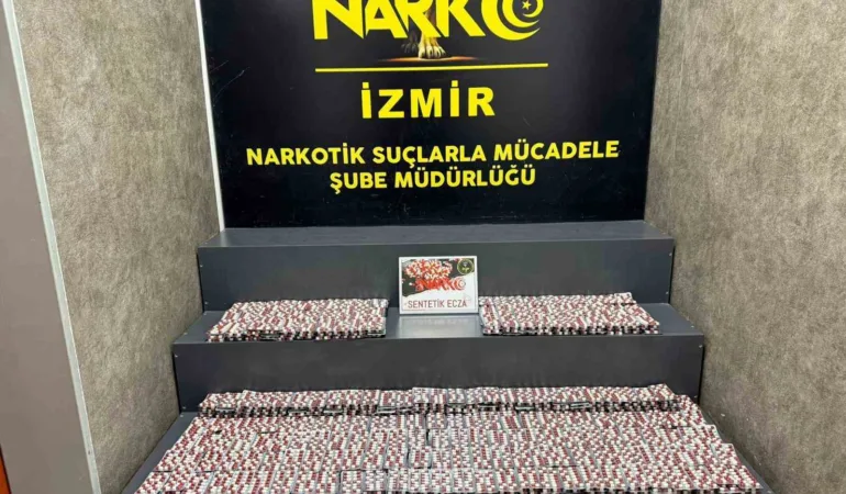 izmirde-1-uyusturucu-saticisi-tutuklandi-Slgj3NT1.jpg