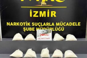 izmirde-10-kilo-metamfetamin-ele-gecirildi-jt5ytQkQ.jpg