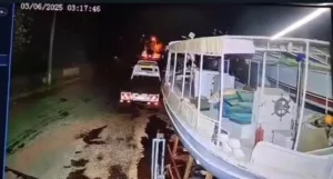 marmaris-aciklarindaki-58lik-deprem-guvenlik-kameralarina-boyle-yansidi-OxmVEyF7.jpg