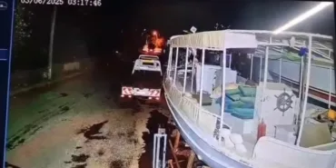 marmaris-aciklarindaki-58lik-deprem-guvenlik-kameralarina-boyle-yansidi-OxmVEyF7.jpg