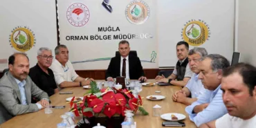 muglada-orman-kooperatifleriyle-degerlendirme-toplantisi-yapildi-xXYmjDvf.jpg