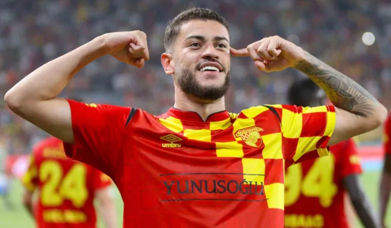 premier-lig-ekipleri-romulonun-pesinde-4XhsSS24.jpg