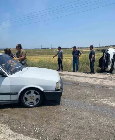 usakta-iki-arac-carpisti-5-kisi-yaralandi-hWPDCQiG.jpg