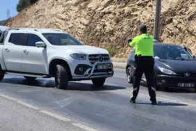 DİLAN ÇITAK, POLİSİN ÜZERİNE ARABA SÜRDÜ TATLISES'İN KIZI BODRUM'U BİRBİRİNE KATTI