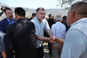 ak-partili-saygili-cumhurbaskanimiz-izmiri-anbean-takip-ediyor-kimse-magdur-edilmeyecek-QBbTC3IK.jpg