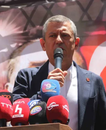 chp-genel-baskani-ozel-kimseyi-satmadim-tunc-soyeri-de-satmam-eF4bZqNv.jpg