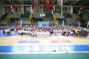 gsb-yaz-spor-okullari-acildi-GhSKxAIm.jpg