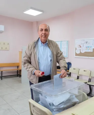 Aydın Ayaydın