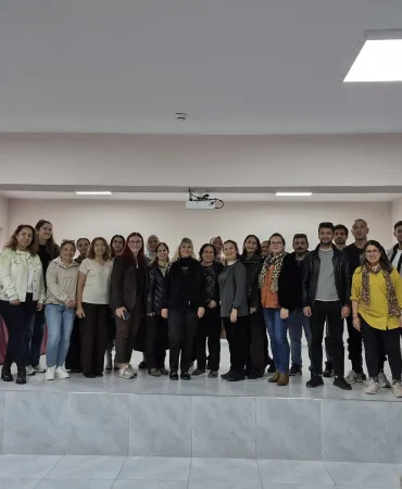 ÖĞRETMENLERE YÖNELİK DİYABET FARKINDALIK EĞİTİMİ BAŞARIYLA TAMAMLANDI