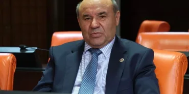 20250710-yakup-otgozden-sert-tepki-hizmet-ve-eser-siyasetimizi-baltalayamazsiniz-129577-23321ebf46151cca5dcb