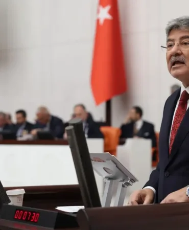 metin-ergun-turkiyede-her-iki-kisiden-biri-borclu