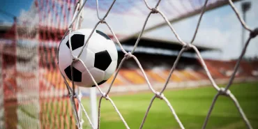 wsi-imageoptim-0-soccer-into-goal-success-concept-min-scaled