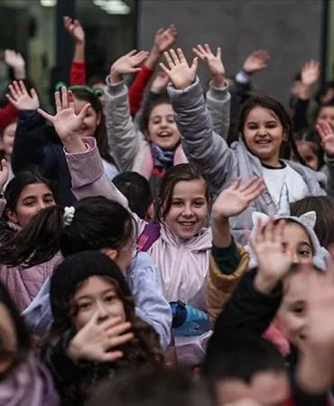 ikinci-ara-tatil-ne-zaman-nisan-okul-tatili-tarihleri-h1770110608-9acbea