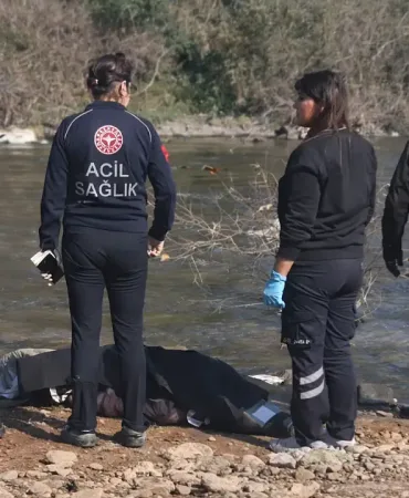 milas-ta-dere-kenarinda-bir-ki_1772799243_3O1VjF