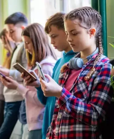 6989a6b789551b835cd467f9