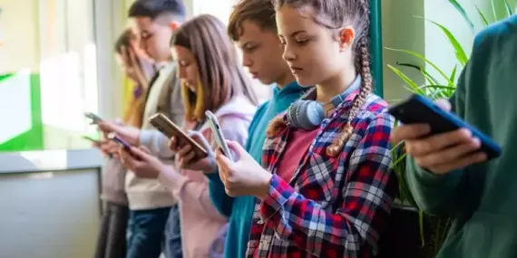 6989a6b789551b835cd467f9